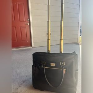 Kenneth Cole roller bag/briefcase. Like new